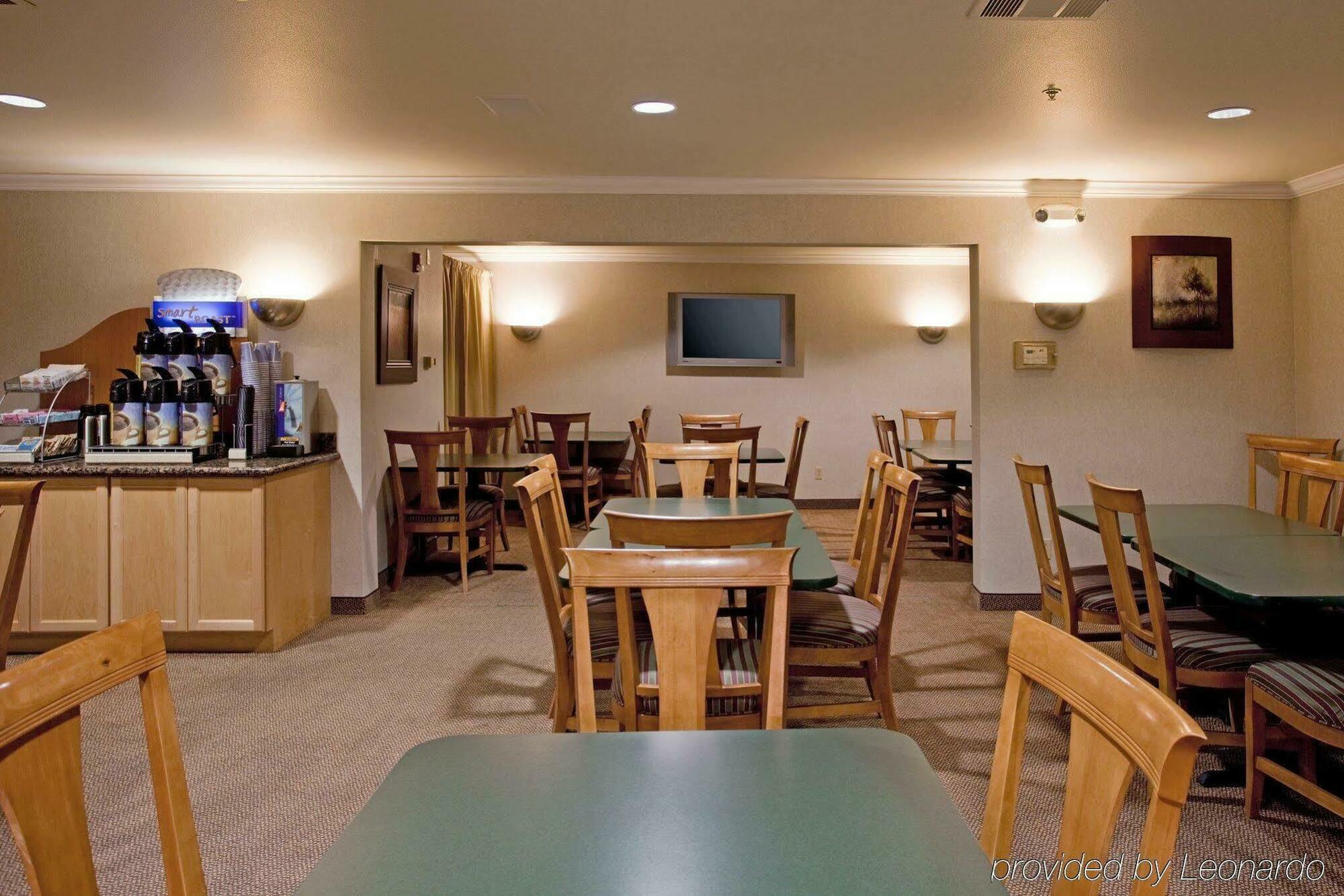 Holiday Inn Express Hotel & Suites - Paso Robles By Ihg Restaurant bilde